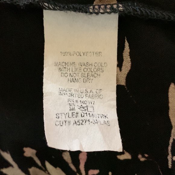 Women’s size extra small Soprano Brand dress with short sleeves floral print - Picture 10 of 11